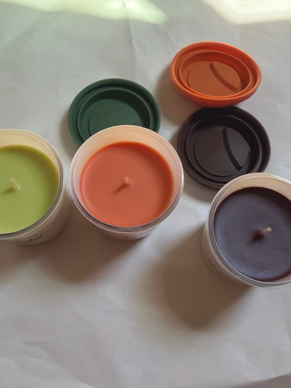 Matcha Latte Scented Candle - Green Lid - Picture 3 of 4